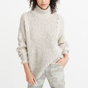Abercrombie Fitch shaker button turtleneck sweater